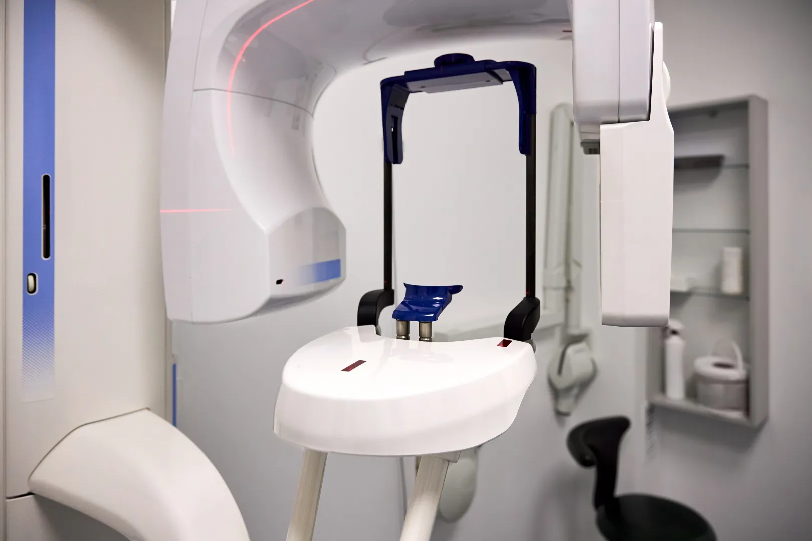 Dental technology supporting precise treatment planning